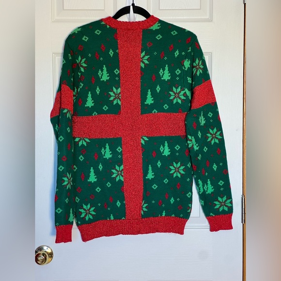Ugly Christmas Sweater Vanity TO: THE WORLD FROM: SANTA EUC Women’s Sz M - Picture 4 of 11
